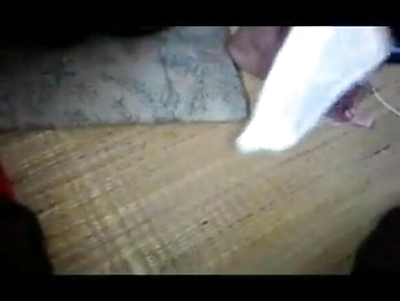 देसी भाभी सेक्सी सेक्सी देसी और उंगली से चुदाई जीजा द्वारा